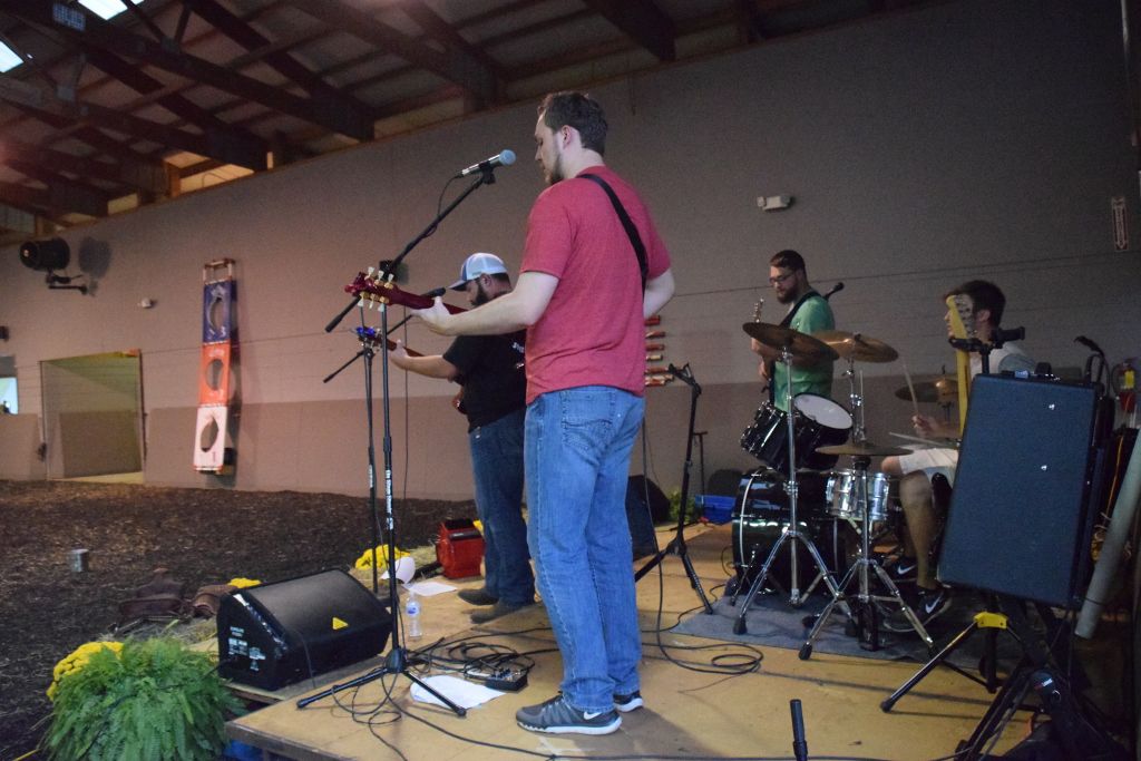 riddle center barn event 10-19 232 (1024x683).jpg